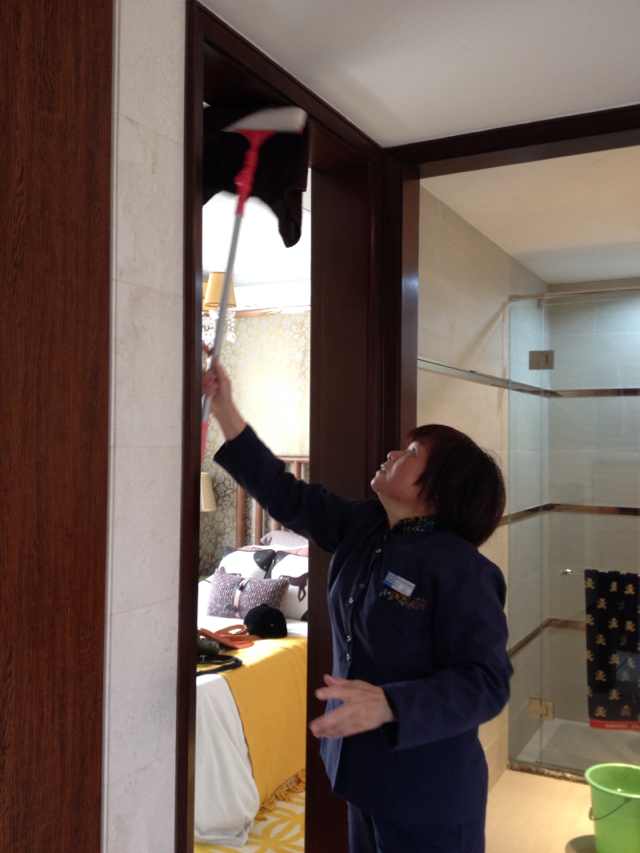 廈門(mén)孔雀河保潔公司講解開(kāi)荒保潔及技巧